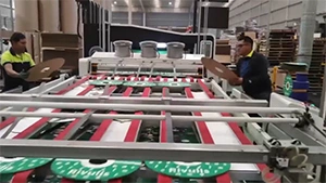 Ligne de découpe rainurage impression flexo sur le site d'un client mexicain