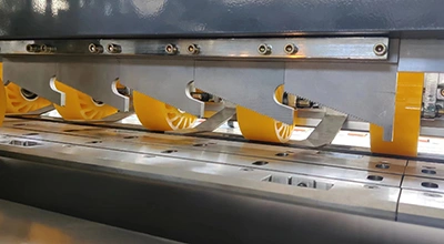 Rainurage et Fente Automatiques