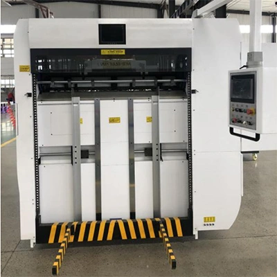 Section d’alimentation et de sortie