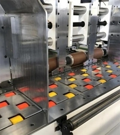 Alimentateur à bord d’attaque