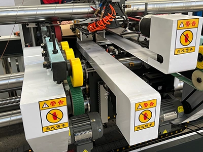 Section d’Alimentation de la Tête d’Agrafage